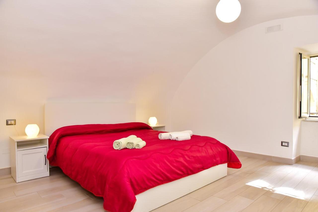 Vecchia Napoli - Anticaglia Apartment Luaran gambar