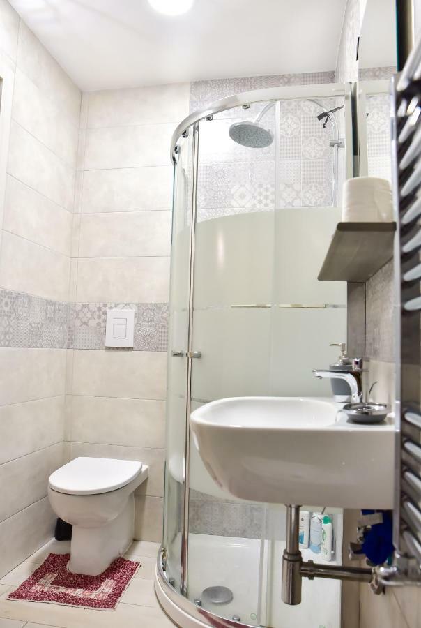 Vecchia Napoli - Anticaglia Apartment Luaran gambar