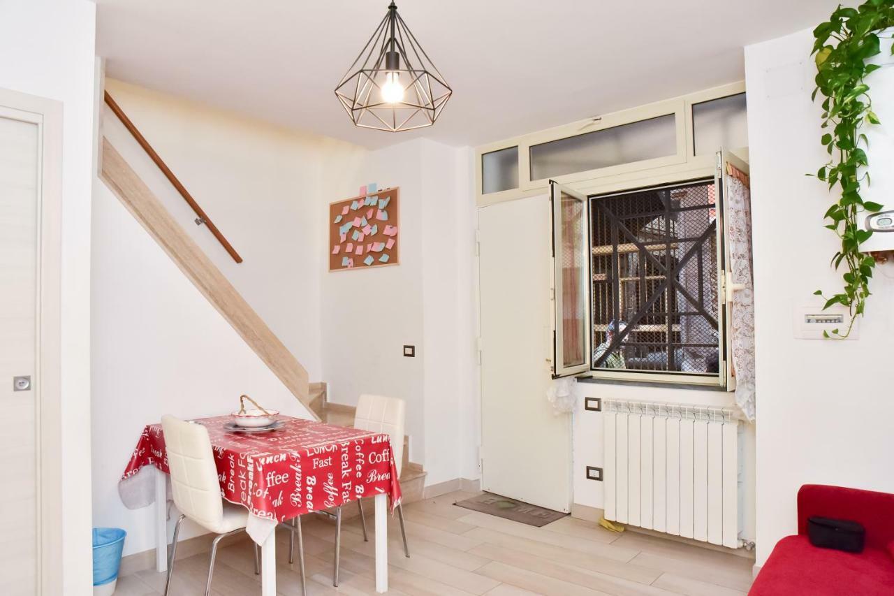 Vecchia Napoli - Anticaglia Apartment Luaran gambar